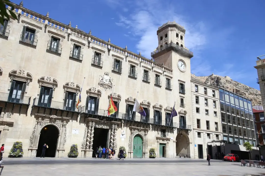 Plaza del Ayuntamiento. - Ayuntamiento de Alicante
