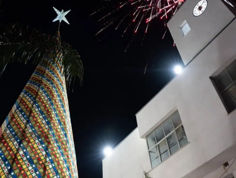 &Aacute;rbol de Navidad de ganchillo - Ayuntamiento de Vilamarxant