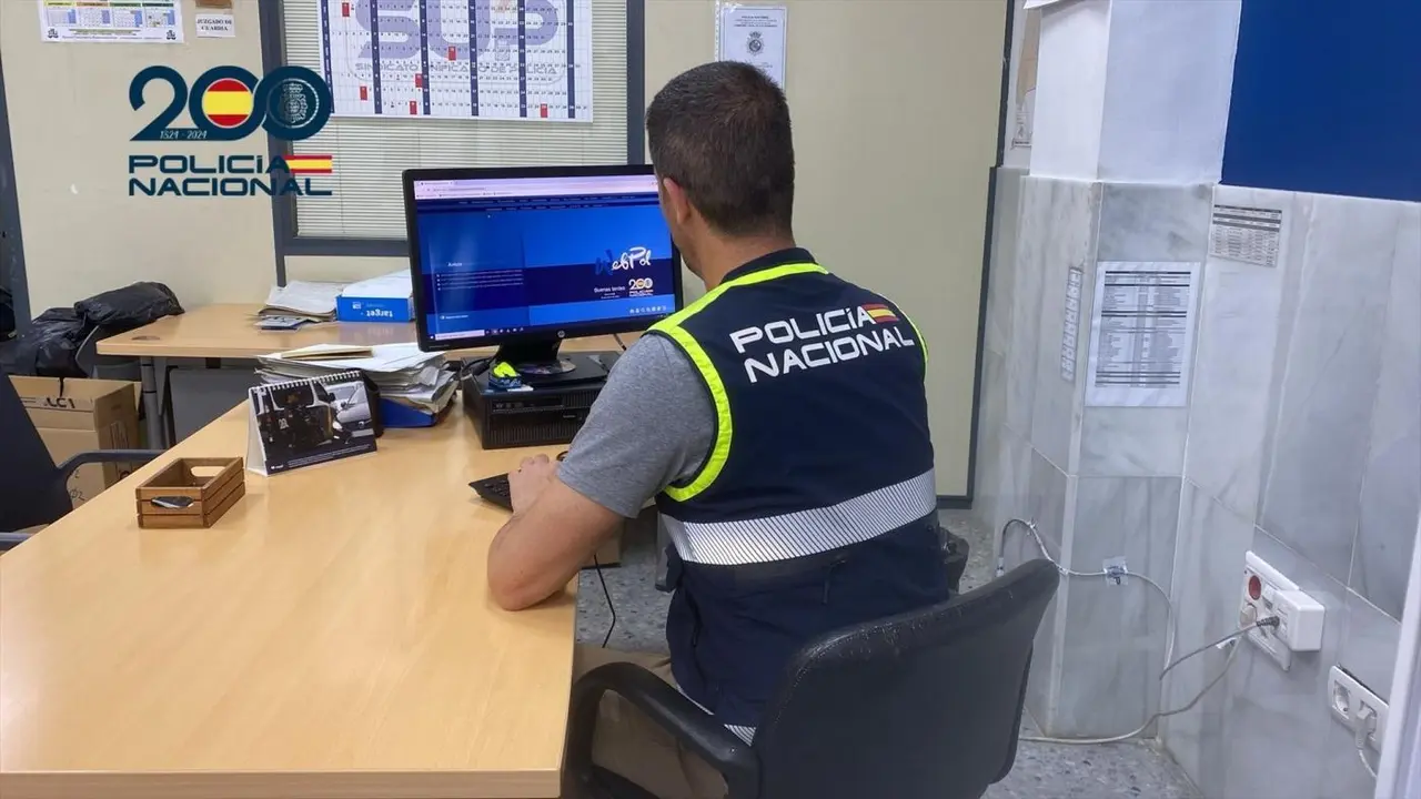 Agente de la Polic&iacute;a Nacional. - CNP.
