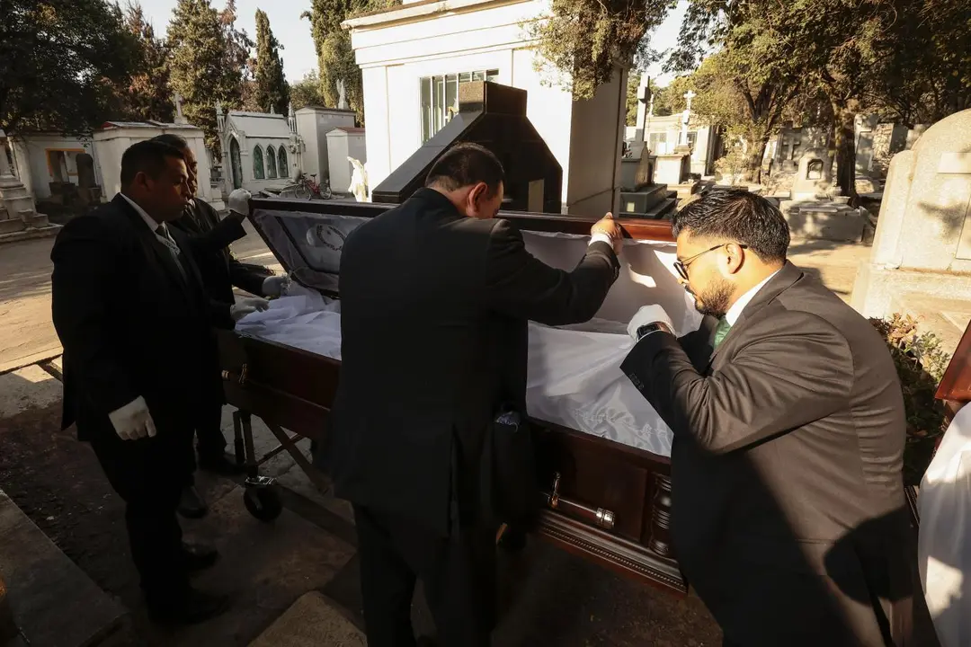 La exhumaci&oacute;n. - EFE