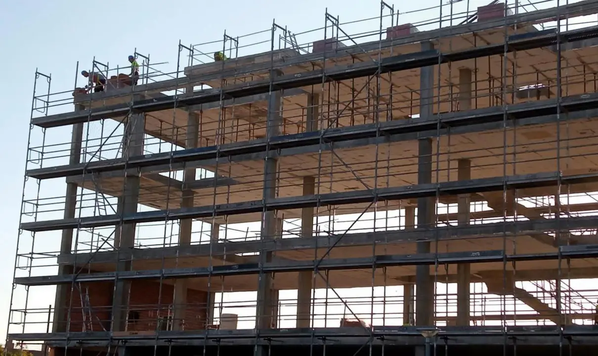 Complejo de viviendas en construcci&oacute;n.  - Andaluc&iacute;a Informaci&oacute;n
