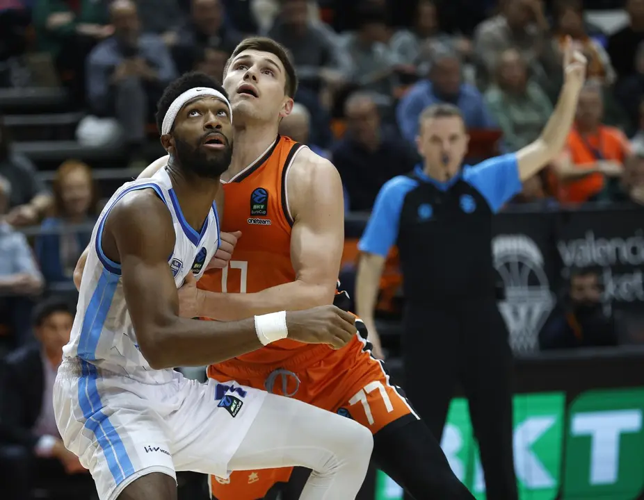 Valencia Basket-Turk Telekom Ankara. - @valenciabasket / X