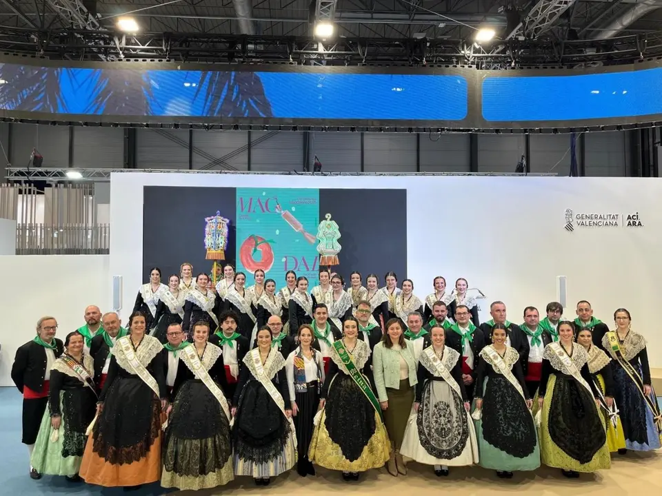 Parte de la delegaci&oacute;n de Castell&oacute; en Fitur - AYUNTAMIENTO DE CASTELL&Oacute;