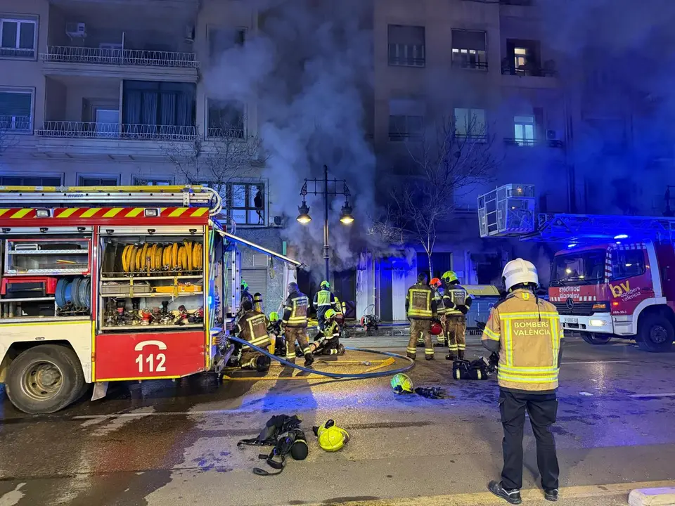 Incendio de un bingo en Valencia. - EP