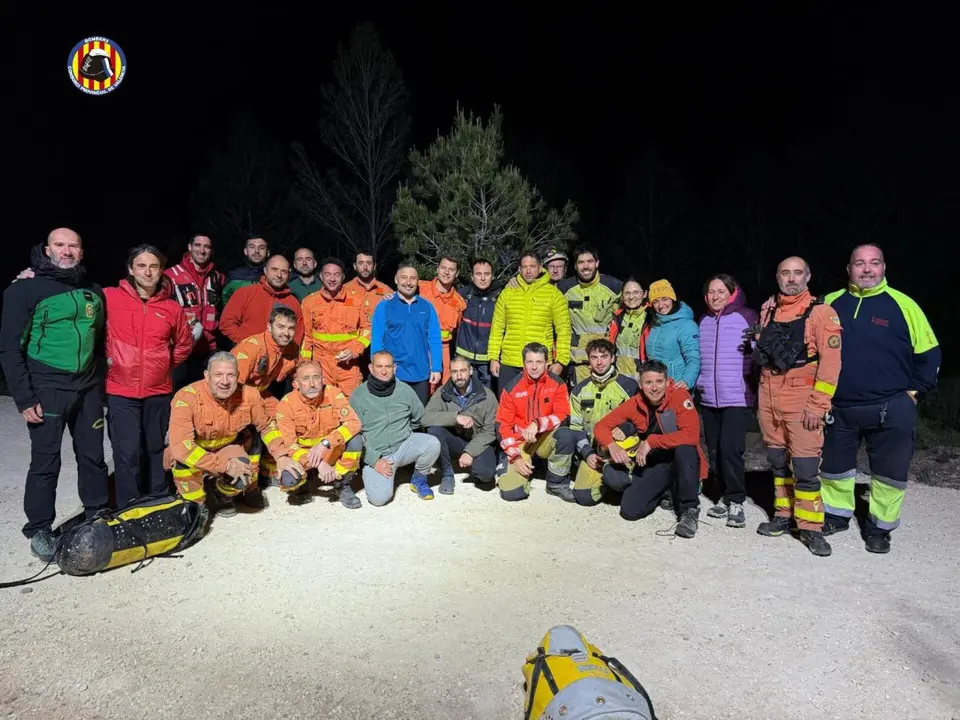 Rescatados los cuatro hombres que se encontraban ailsados en una cueva - CONSORCIO PROVINCIAL DE BOMBEROS DE VALENCIA