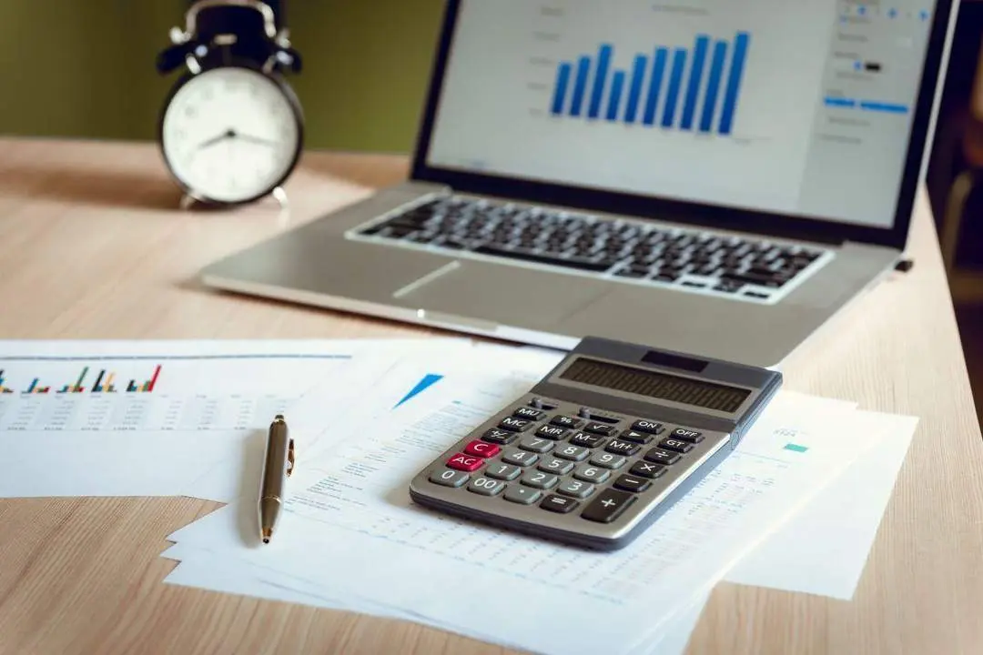 Finanzas. - 