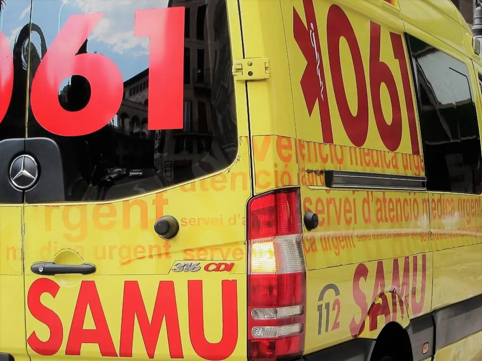 Ambulancia del SAMU 061. - Europa Press
