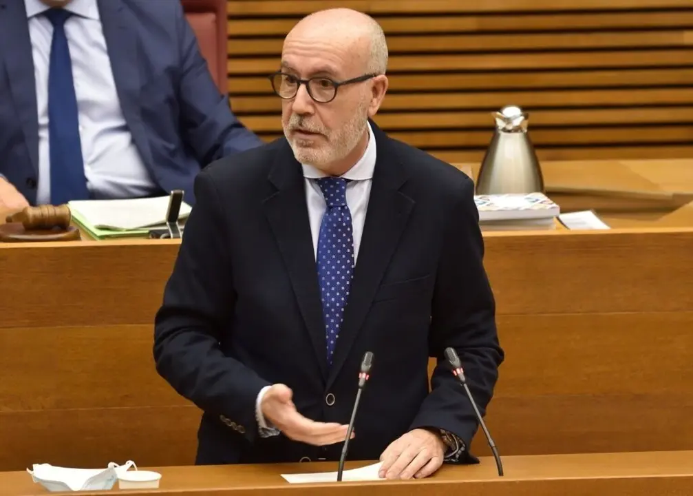 El portavoz de Cultura del Grupo Popular en Les Corts, Luis Mart&iacute;nez | PP