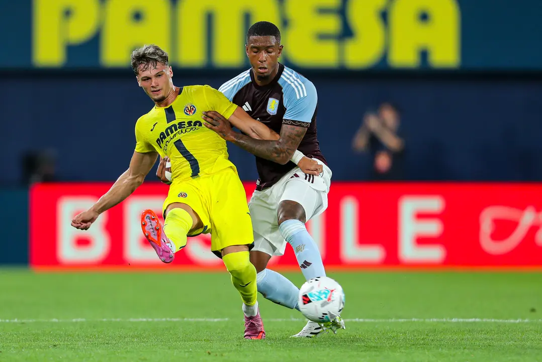 Pau Cabanes, durante el Villarreal-Aston Villa | AFP7 / Europa Press