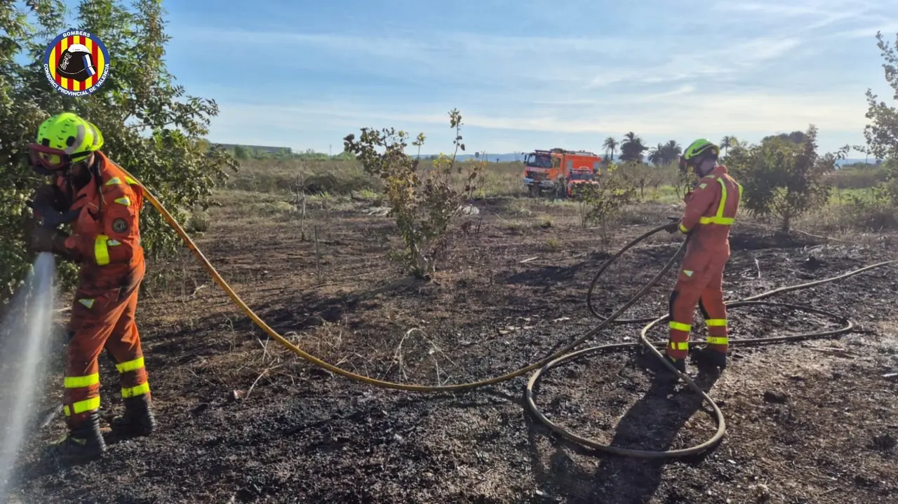 Extinguido el incendio en Massalav&eacute;s y se restablece la circulaci&oacute;n en la L1 de Metrovalencia | CONSORCIO PROVINCIAL BOMBEROS VALENCIA