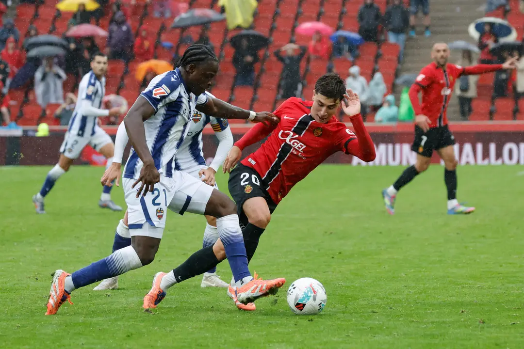 PARTIDO | CATI CLADERA / EFE