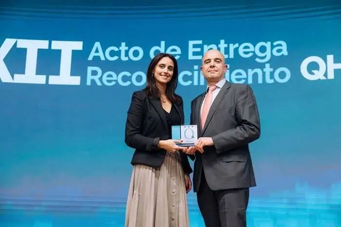 Marta del Olmo y el doctor Maestre