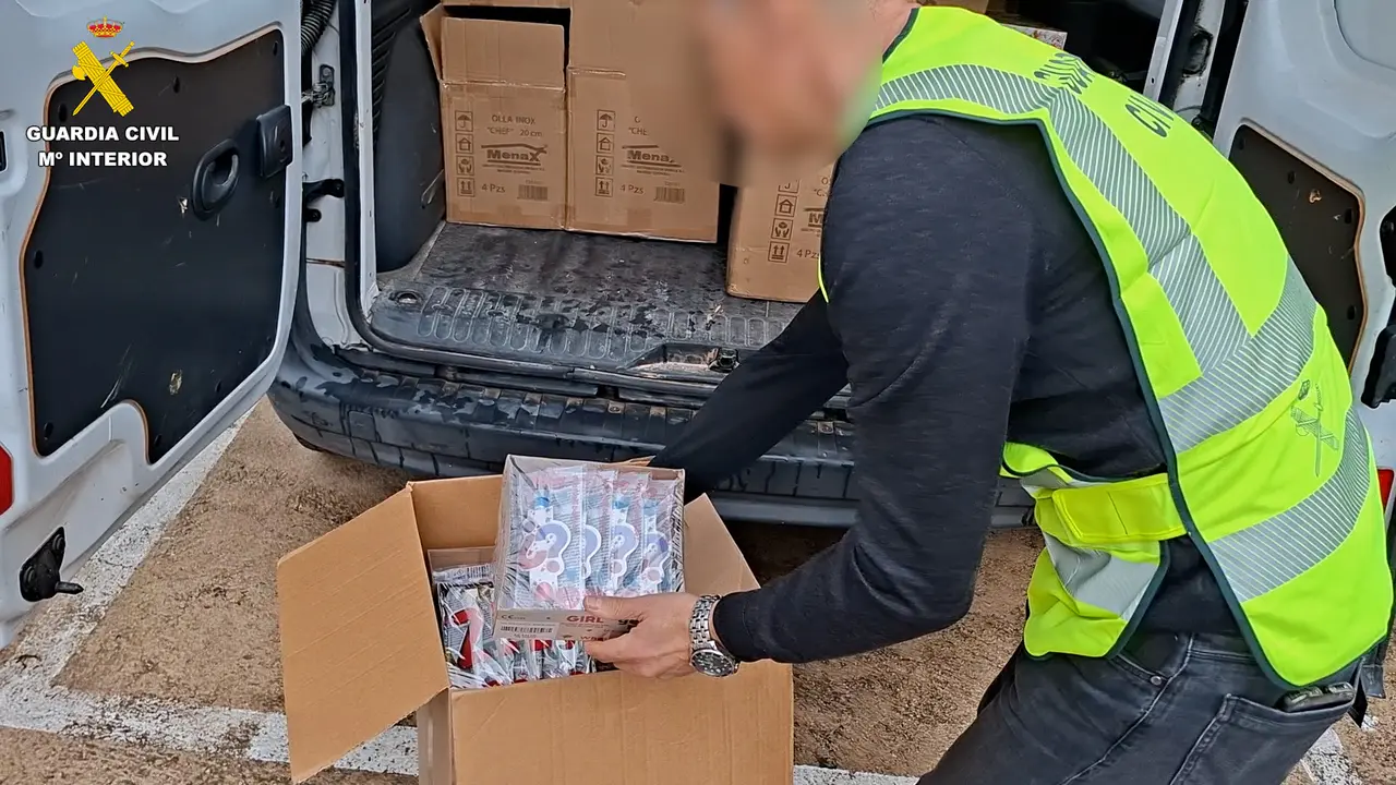 Intervenci&oacute;n del material pirot&eacute;cnico | Guardia Civil