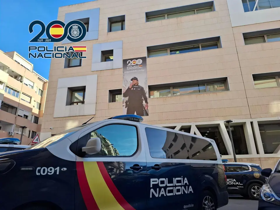 Veh&iacute;culo policial | Polic&iacute;a Nacional