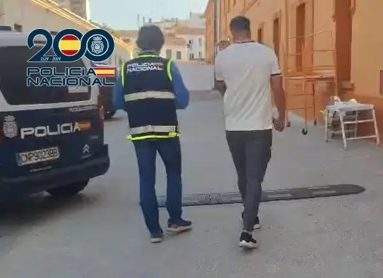 Detenido un hombre por los graves des&oacute;rdenes p&uacute;blicos. | Europa Press.