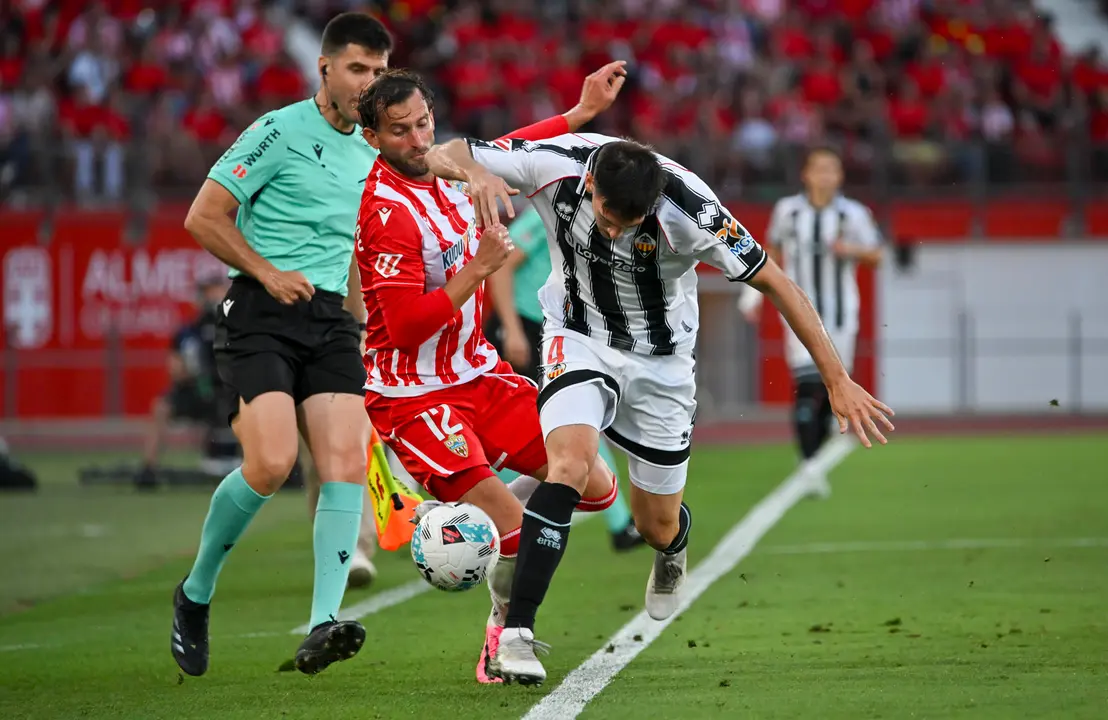 UD Almer&iacute;a - CD Castell&oacute;n. | EFE