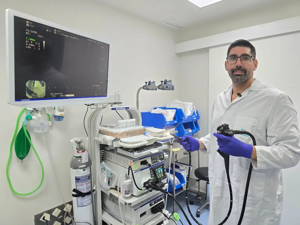 El doctor De Sola. | Quir&oacute;nsalud