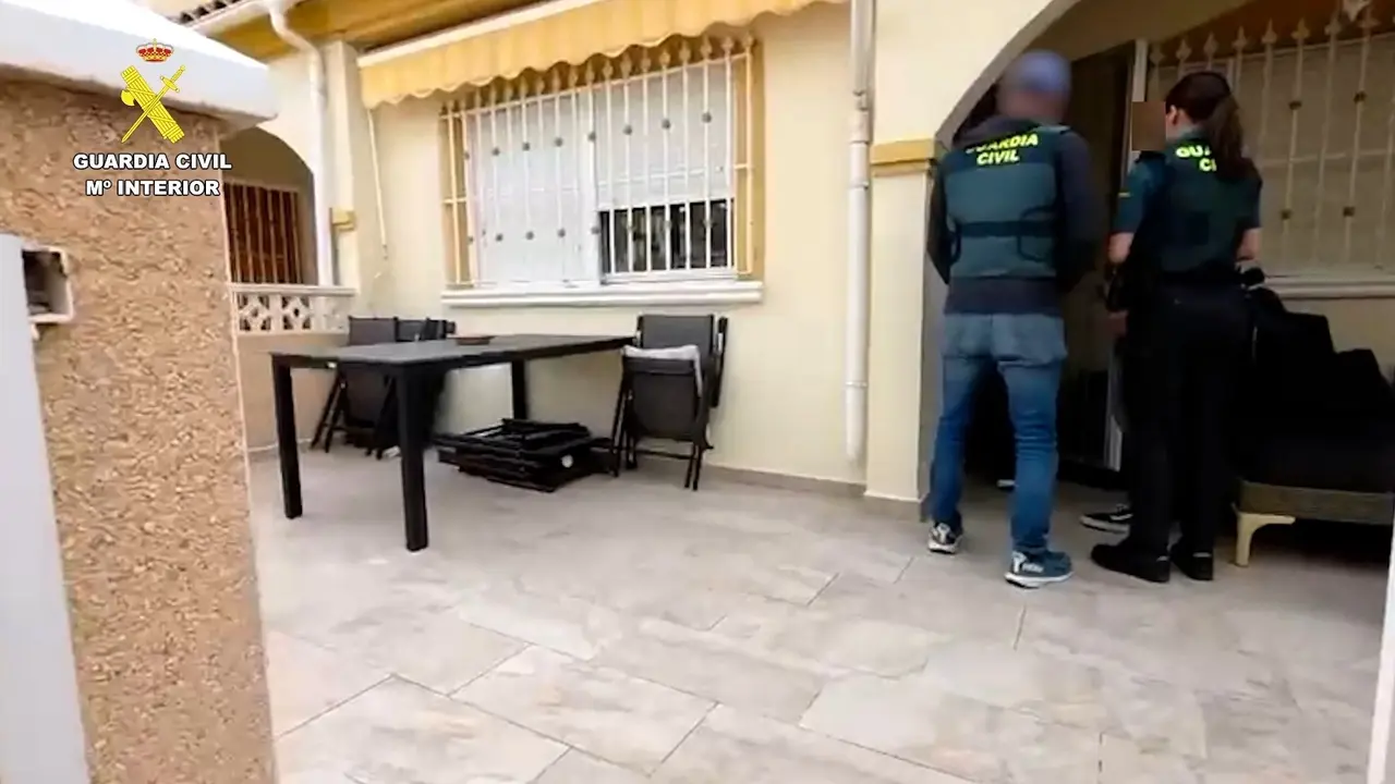 Imagen del operativo desarrollado por la Guardia Civil. | Europa Press