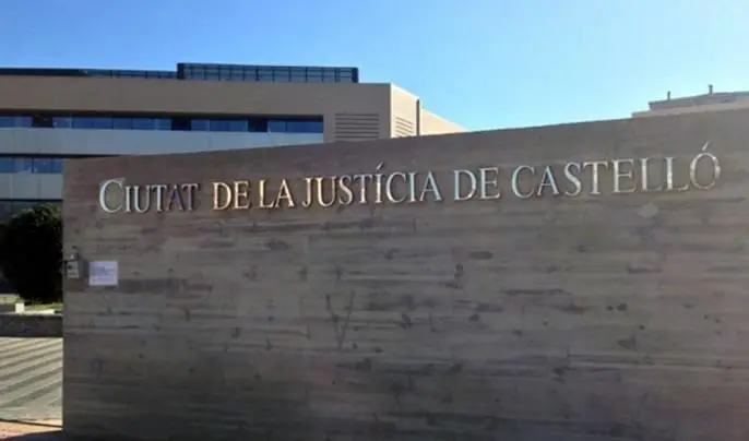 os magistrados han impuesto tambi&eacute;n al reo como medida de seguridad la obligaci&oacute;n de someterse a un tratamiento adecuado a su enfermedad mental. | Europa Press