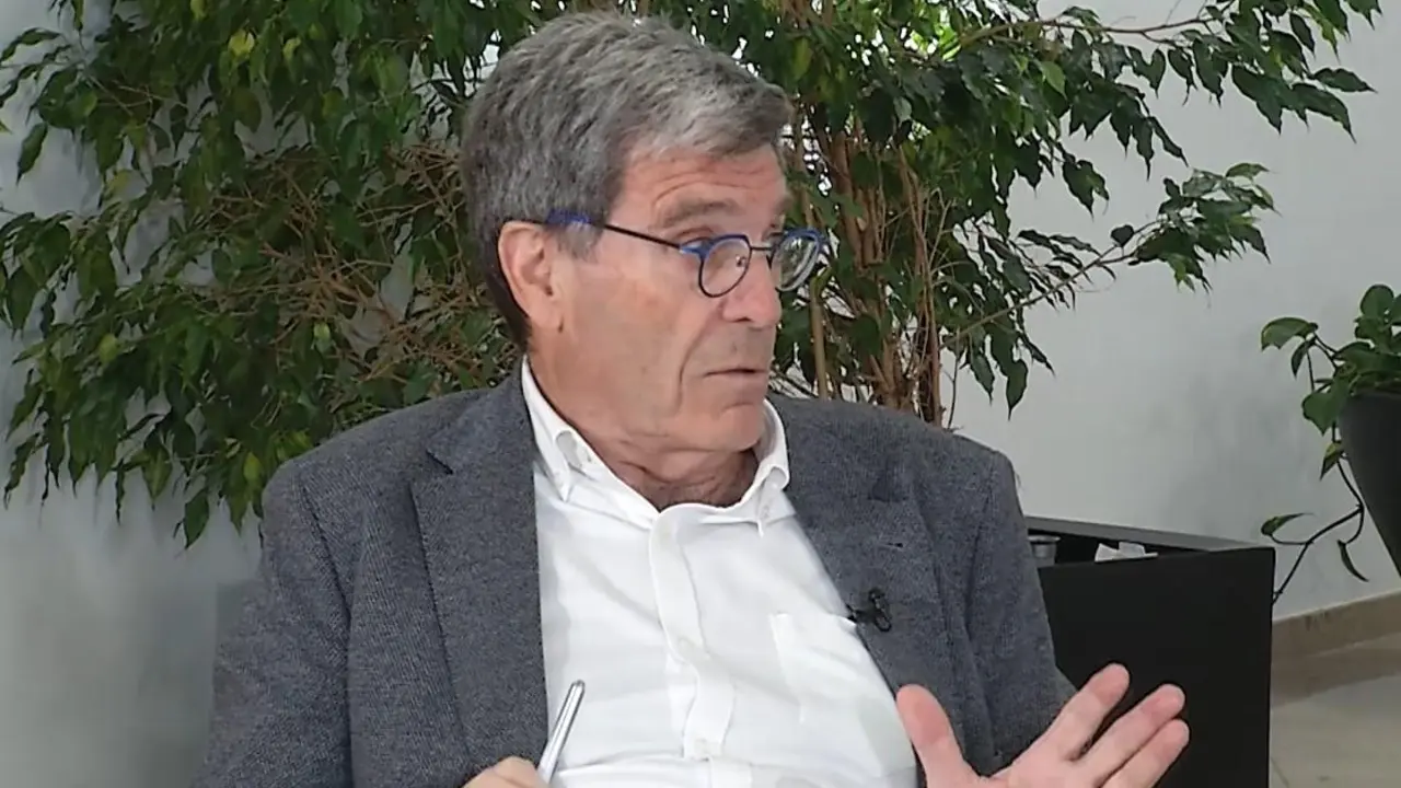Aurelio Mart&iacute;nez. - La 8 Mediterr&aacute;neo