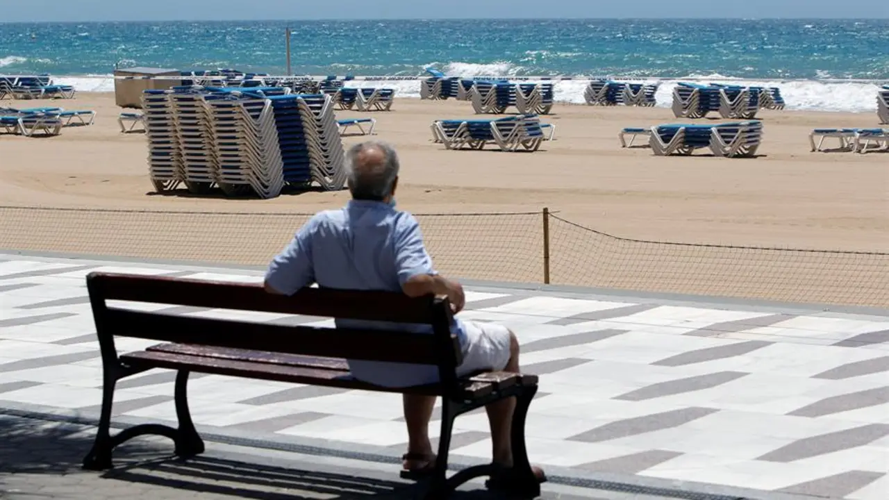 Paseo mar&iacute;timo de Benidorm - EFE