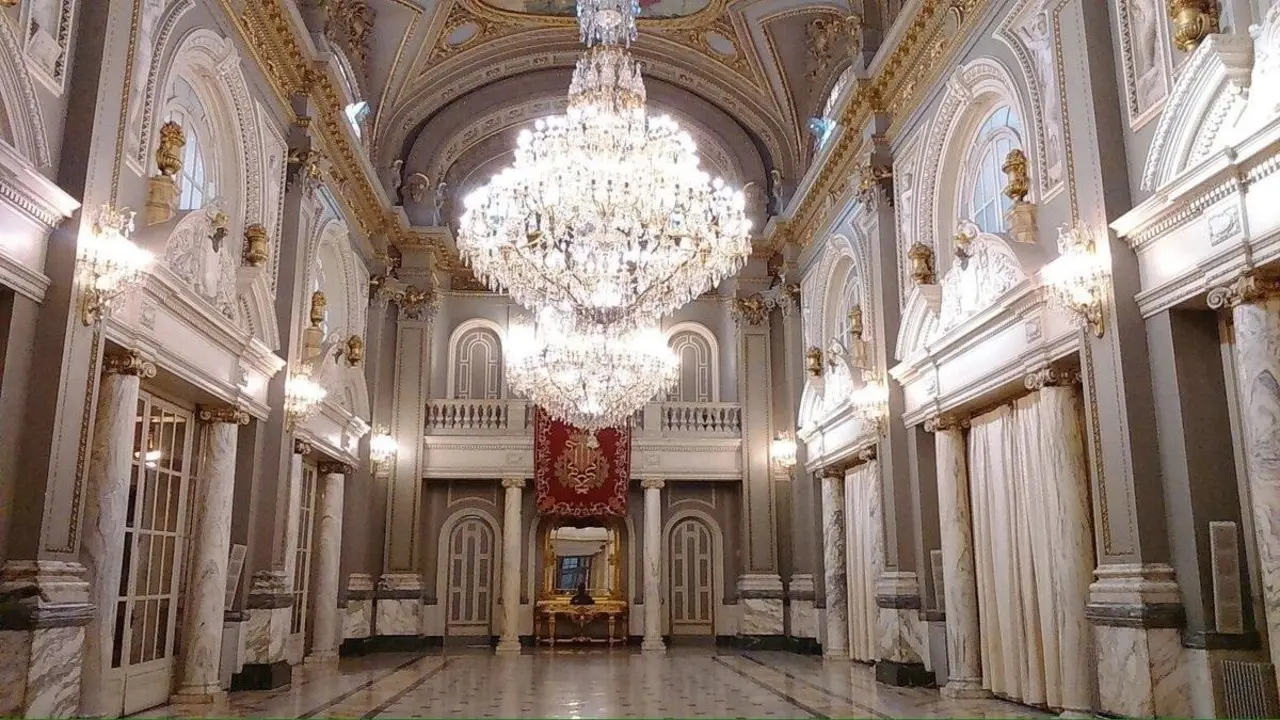 Imagen del Sal&oacute;n de Cristal del Ayuntamiento de Val&egrave;ncia. - Europa Press
