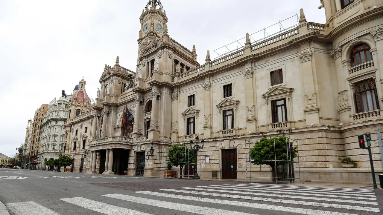 Fachada del Ayuntamiento de Valencia. - EP
