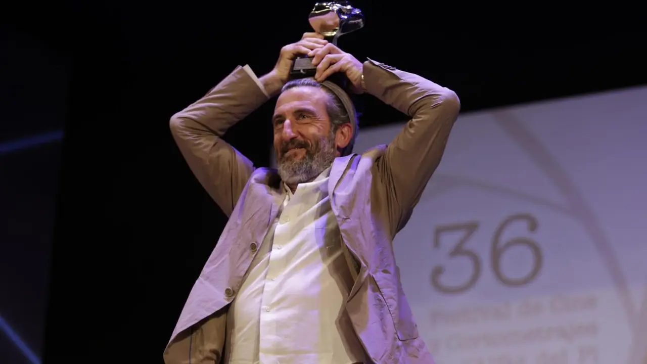 Luis Zahera en el Festival de l'Alf&agrave;s. - EFE/J.P. Mart&iacute;nez