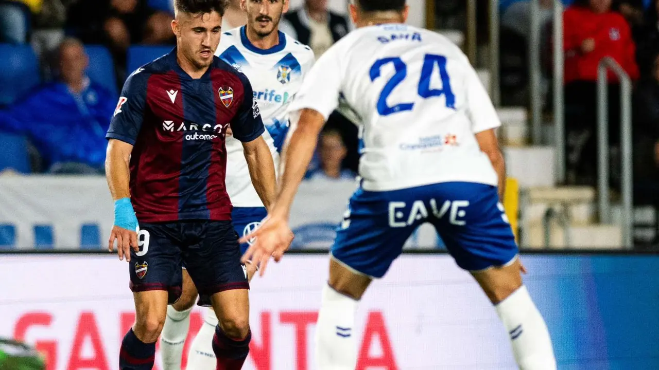 Tenerife-Levante. - @LevanteUD / X