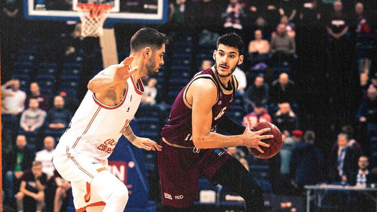 Lietkabelis Panevezys-Valencia Basket. - @valenciabasket / X