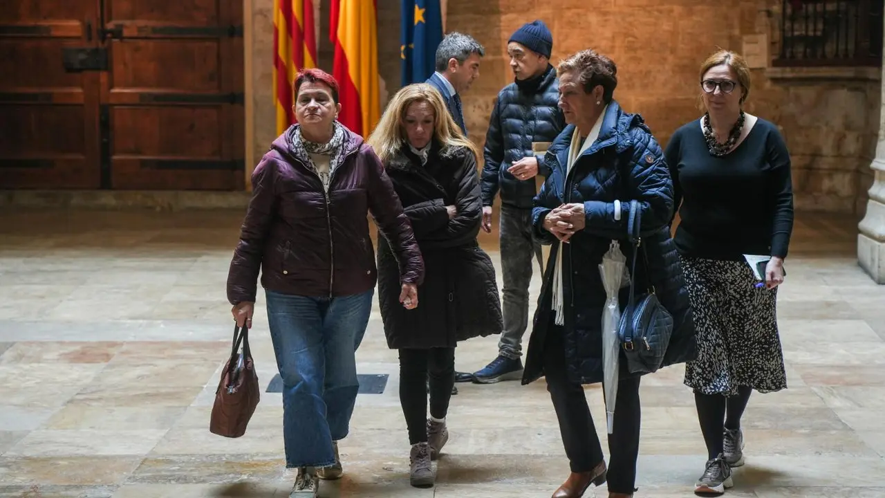 Maz&oacute;n, reunido con v&iacute;ctimas. - EP