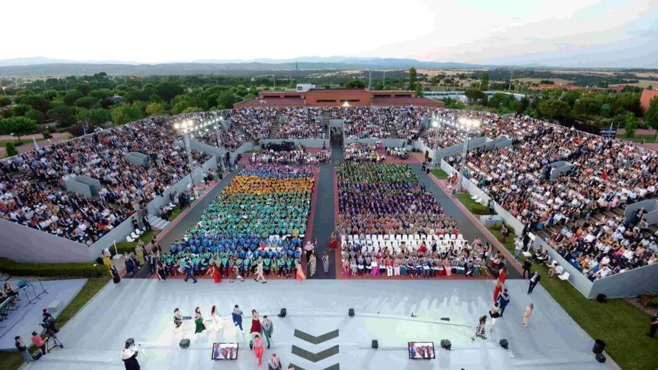 Graduaciones. - Foto de la UAX