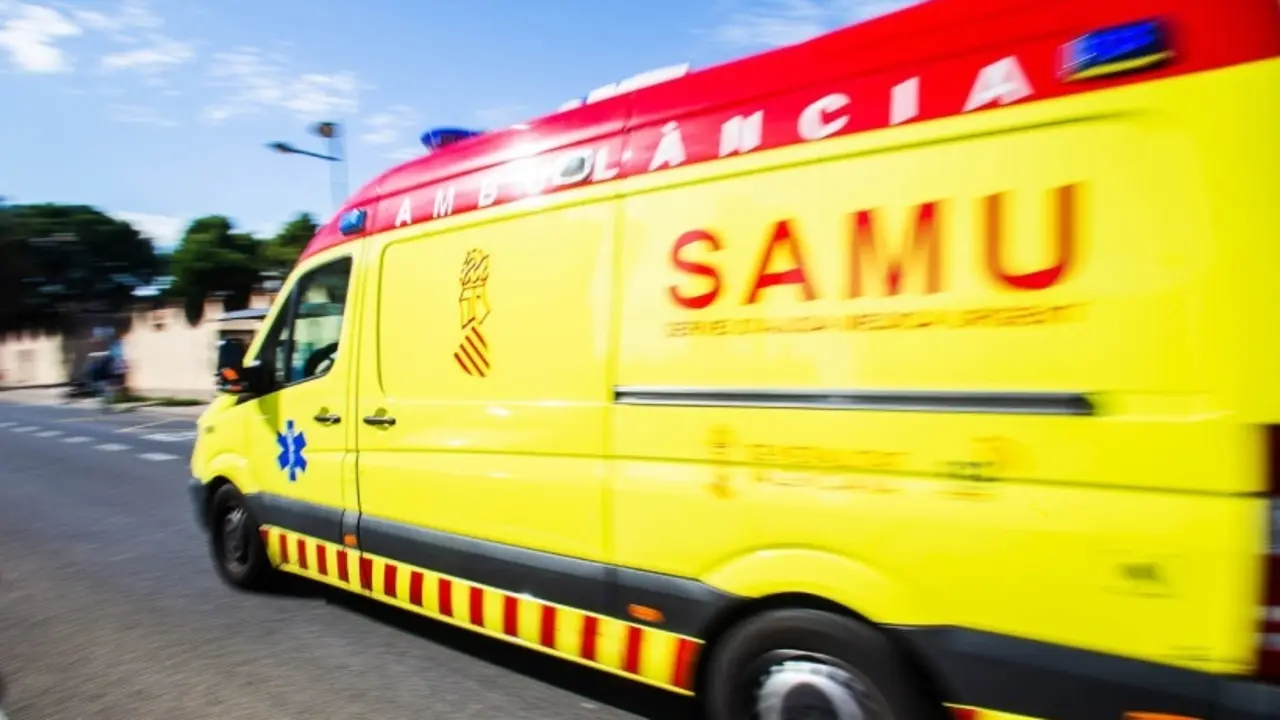 Ambulancia del Servicio de Ayuda M&eacute;dica Urgente (SAMU), en una imagen de archivo | GVA