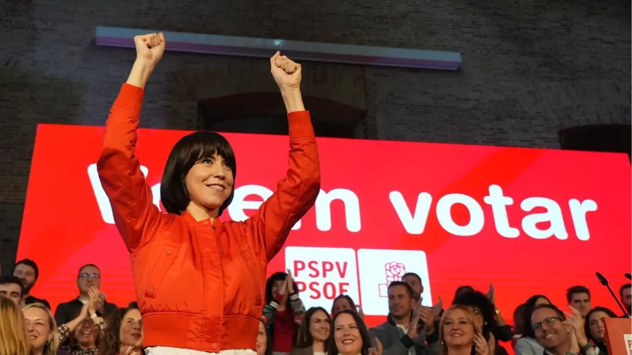 La secretaria general del PSPV y ministra de Ciencia, Innovaci&oacute;n y Universidades, Diana Morant, en el acto 'Volem votar' | PSPV