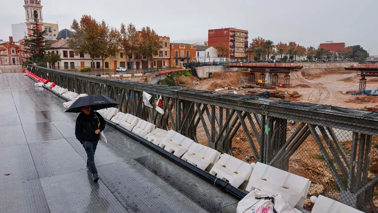 Situaci&oacute;n de alerta roja por lluvias extremas por el paso de la borrasca Emilia | Rober Solsona / Europa Press