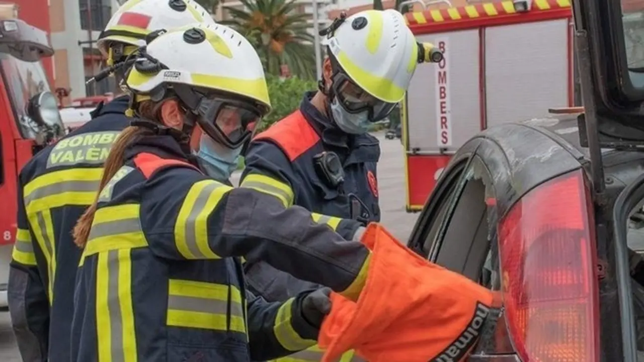 Efectivos de Bomberos del Ayuntamiento de Val&egrave;ncia | BOMBEROS AYUNTAMIENTO DE VAL&Egrave;NCIA