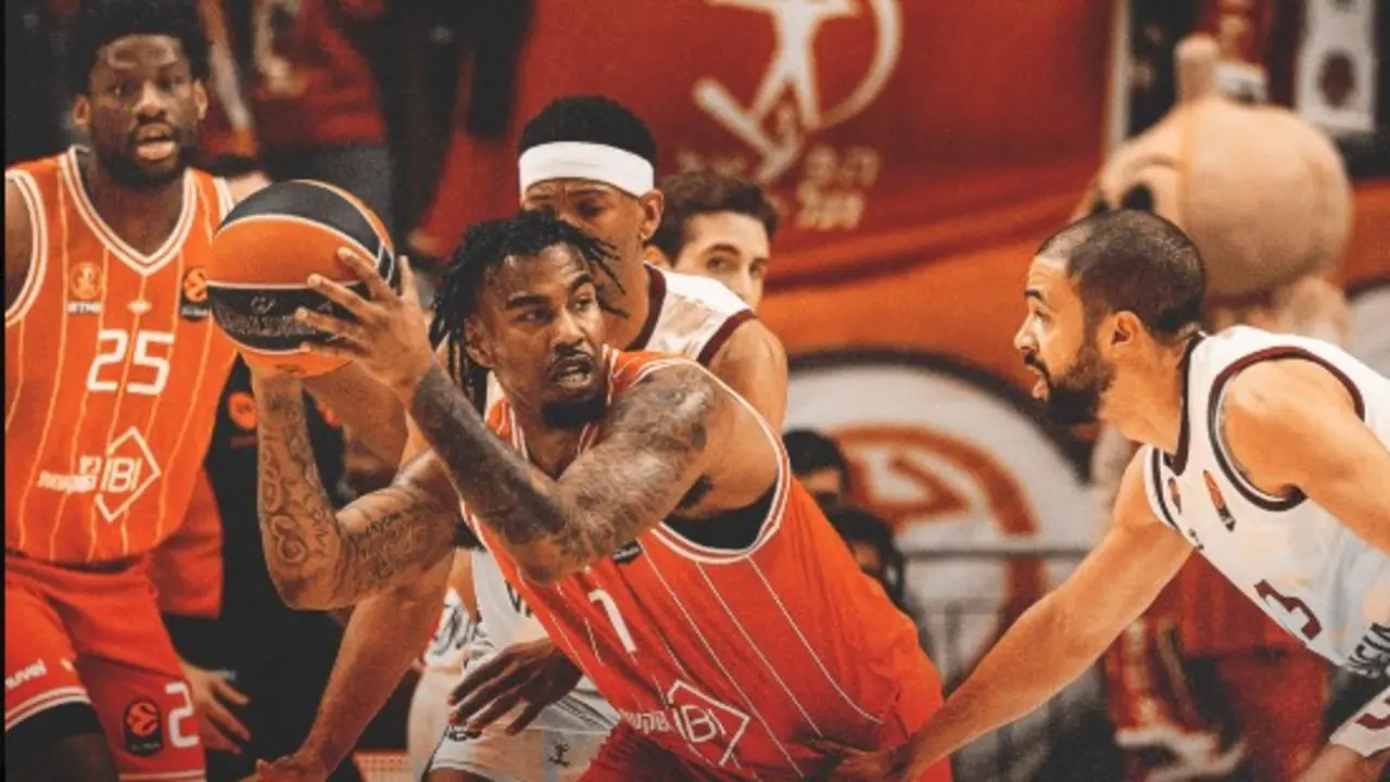 Hapoel-Valencia Basket | @valenciabasket / X