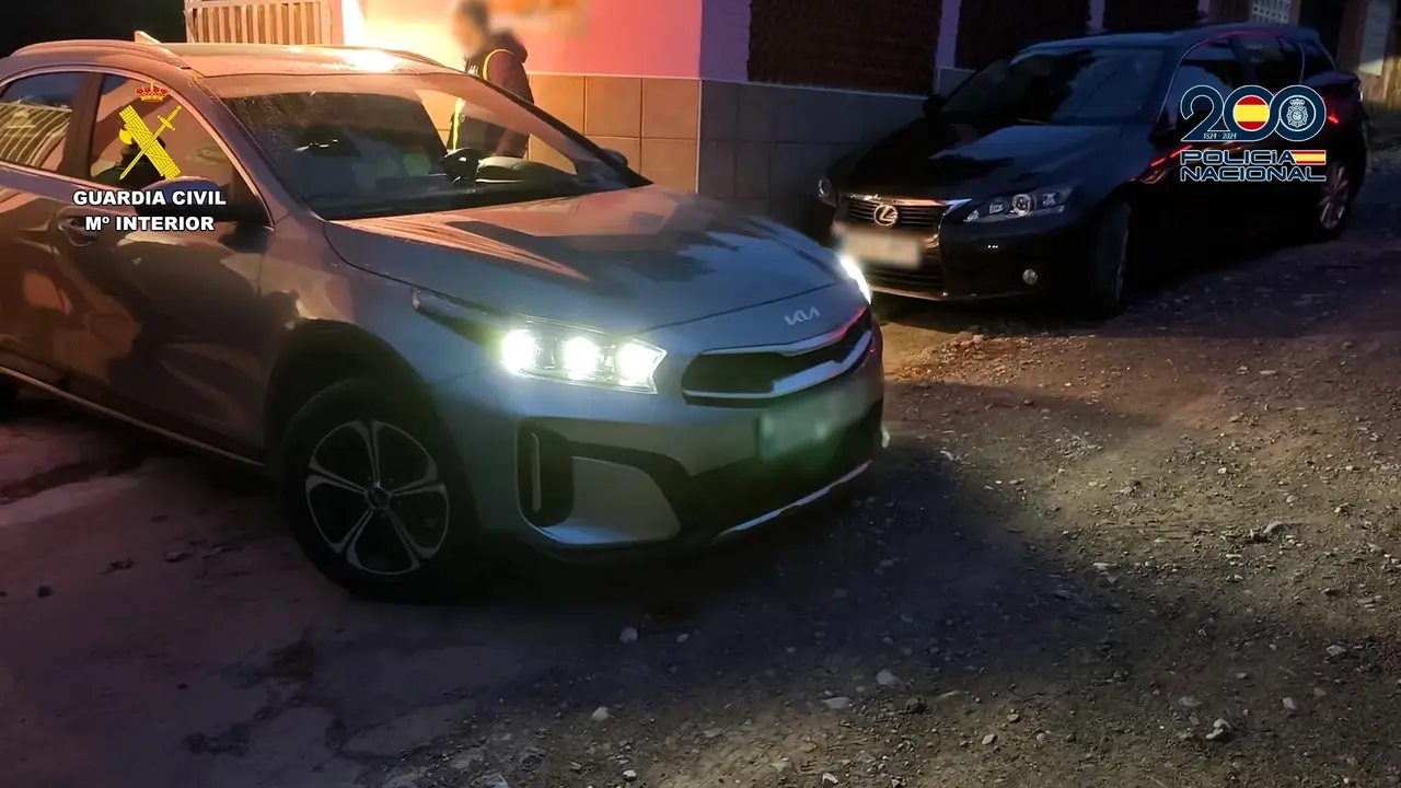 Operaci&oacute;n conjunta de Guardia Civil y Polic&iacute;a Nacional
- GUARDIA CIVIL