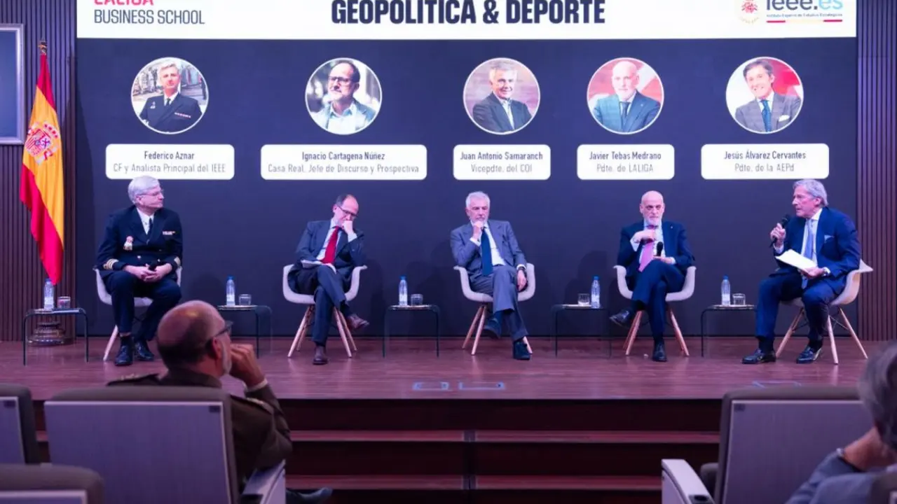 Seminario 'Geopol&iacute;tica & Deporte'