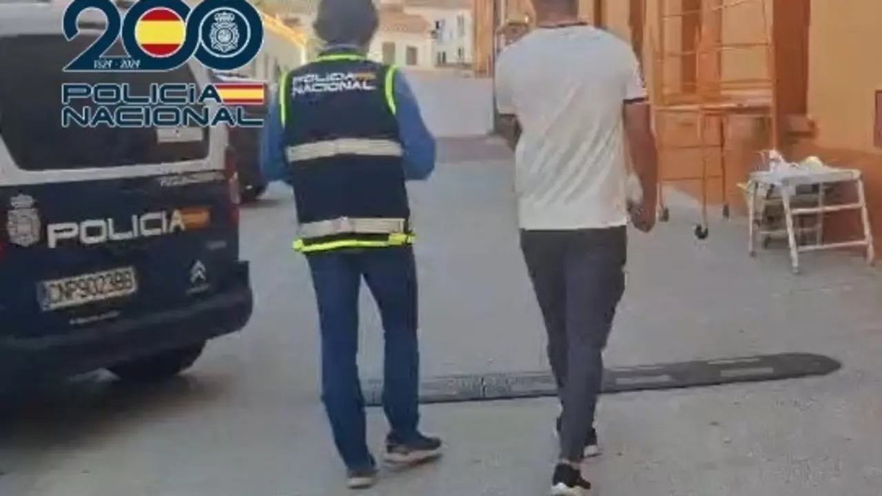 Detenido un hombre por los graves des&oacute;rdenes p&uacute;blicos. | Europa Press.