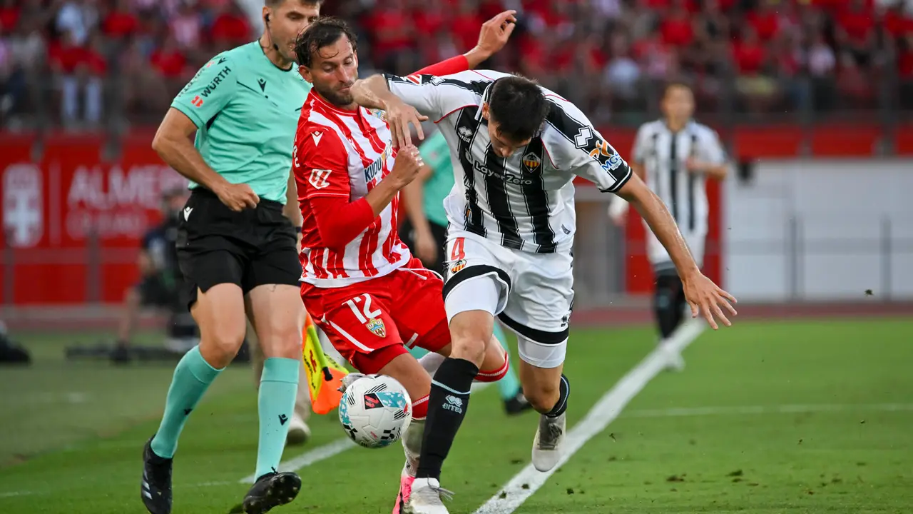 UD Almer&iacute;a - CD Castell&oacute;n. | EFE