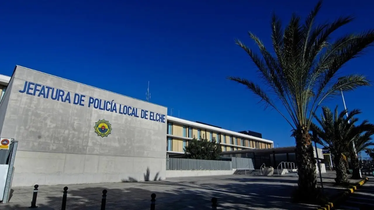 Jefatura de Polic&iacute;a Local de Elche (Alicante), en una imagen de archivo. | Europa Press
