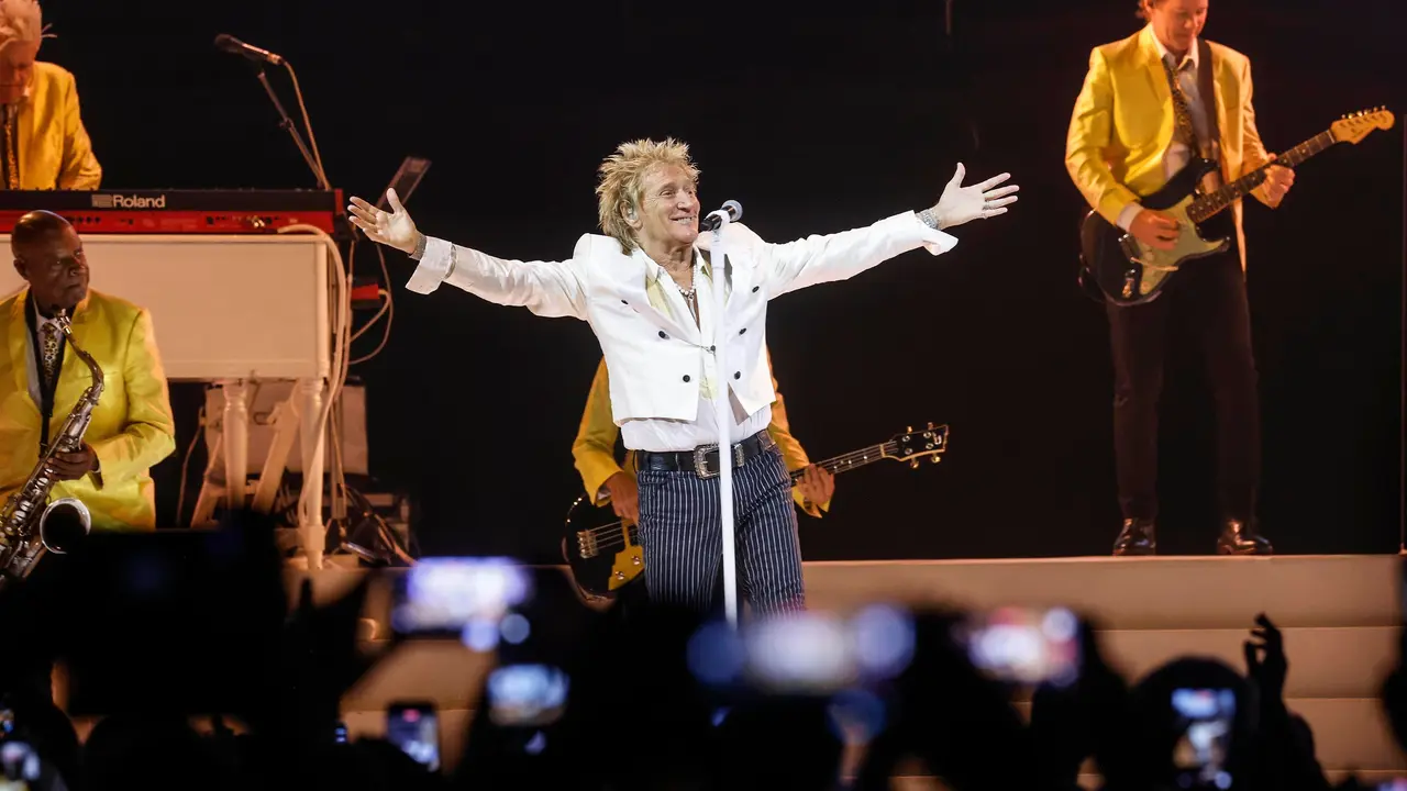 Rod Stewart brilla ante 12.000 personas en Roig Arena. | Europa Press