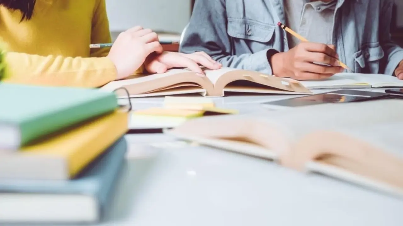 Imagen de archivo de personas estudiando. | Europa Press